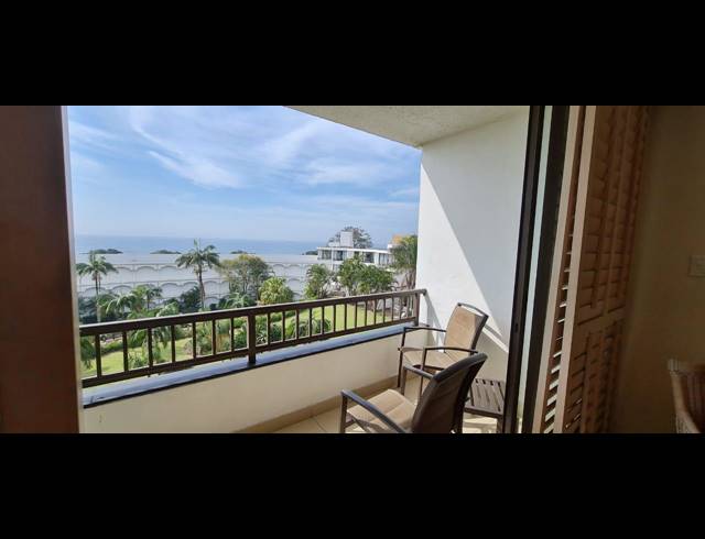 1 BEDROOM STUDIO APARTMENT FOR SALE IN UMHLANGA CENTRAL